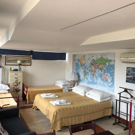 Camilla House Bed and Breakfast Santa Marinella Buitenkant foto